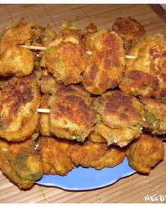 Шашлычки из курицы в панировке