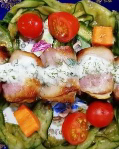 Шашлык из индейки в беконе