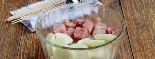 шашлык из свинины на шпажках в духовке. Шаг 4