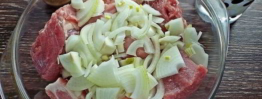 шашлык из свинины в кефире. Шаг 5