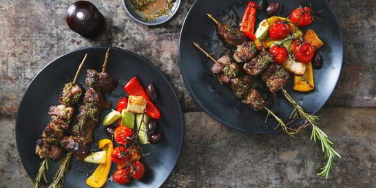 Шашлык из свинины в розмариновом маринаде