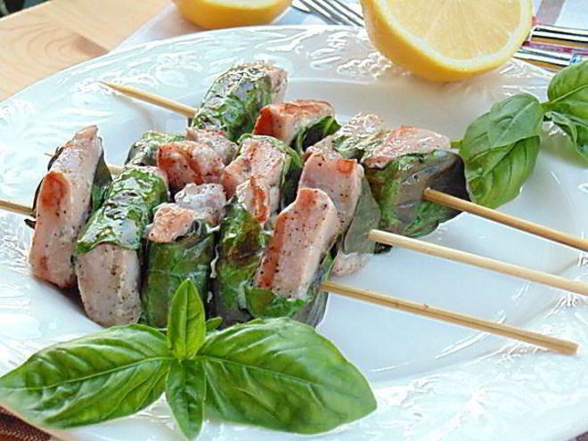 Рецепт средиземноморских шашлычков из тунца с базиликом