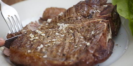 Сочный говяжий стейк