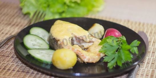 Стейк из горбуши в духовке