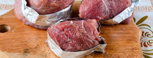 стейк из говядины на сковороде. Шаг 3