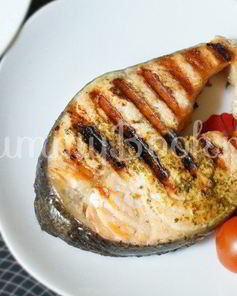 Стейк из семги на гриле