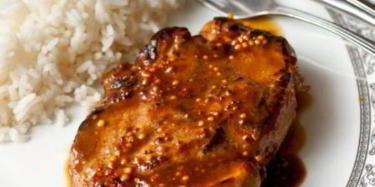 Стейк из свинины с апельсиново-горчичным соусом