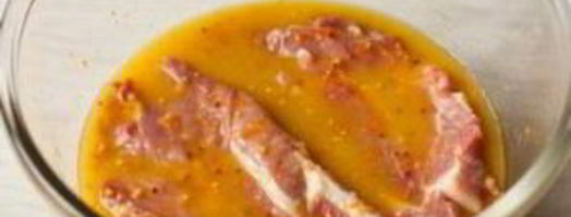 стейк из свинины с апельсиново-горчичным соусом. Шаг 3