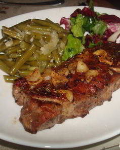 Стриплойн — стейк с зеленой фасолью