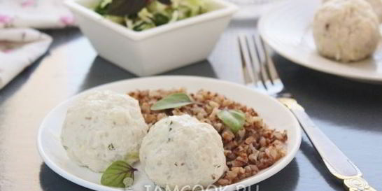 Куриные тефтели на пару в мультиварке