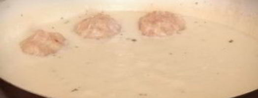 куриные тефтели в молочном соусе. Шаг 6