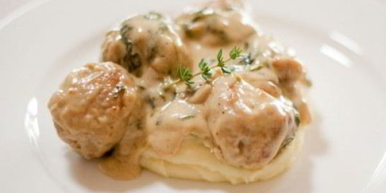Куриные тефтели в сливочном соусе
