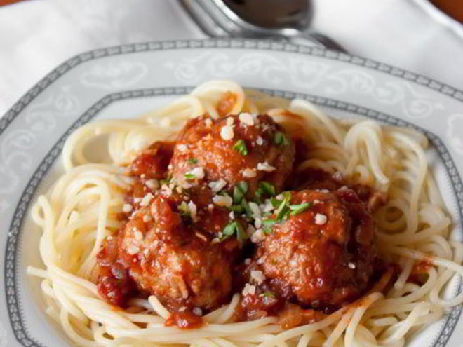 Рецепт спагетти с тефтелями в томатном соусе