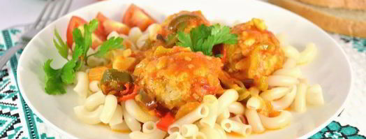 тефтели куриные в соусе из томатов и сладкого перца. Шаг 7