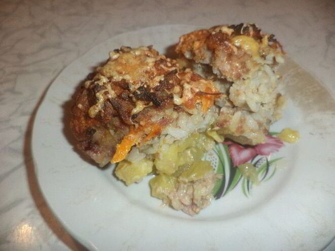 Рецепт тефтелей на овощной подушке