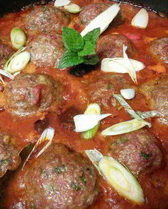 Тефтели по-мароккански с фруктовым кускусом