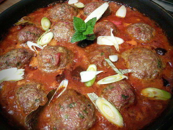 Рецепт тефтелей по-мароккански с фруктовым кускусом