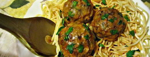 тефтели с грибами в томатном соусе. Шаг 9