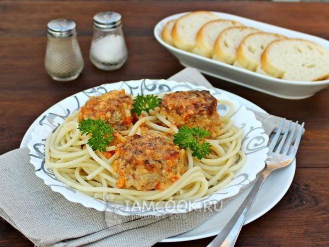 Рецепт тефтелей в томатно-сливочном соусе