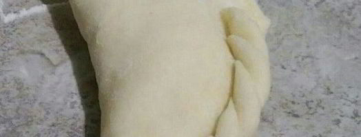 домашние вареники со сметанно-чесночным соусом и шкварками. Шаг 12