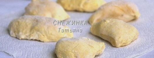 вареники из картофельно-тыквенного теста с начинкой из рикотты и вишни. Шаг 8