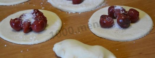 вареники на пару в мультиварке с вишнями. Шаг 11