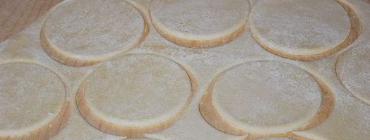 вареники с капустой и маслятами. Шаг 9