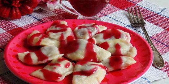 Вареники с вишней замороженной