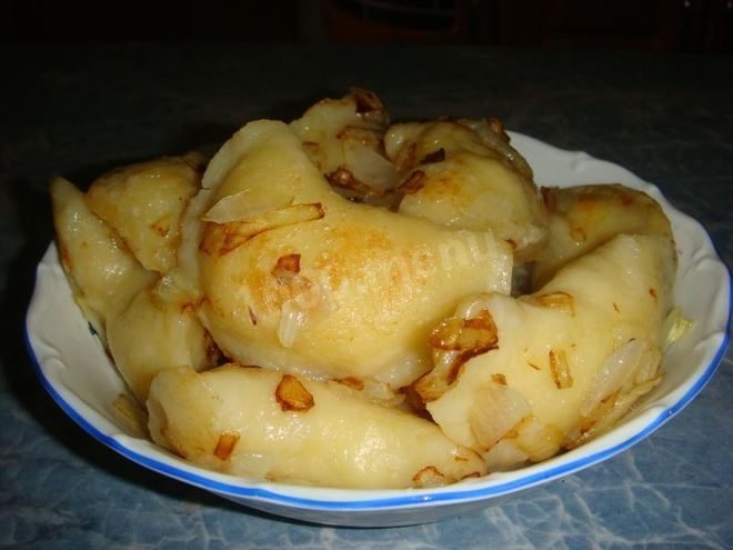 Рецепт жареных вареников с картошкой