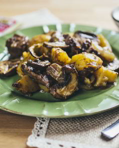 Сочное жаркое с грибами и картофелем