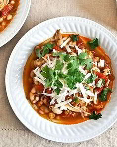 Жаркое из курицы, фасоли и овощей