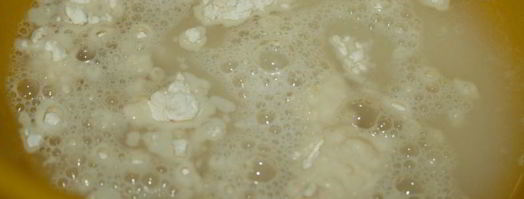 жаркое из свиной лопатки с картофелем и фасолью под хлебной корочкой. Шаг 3