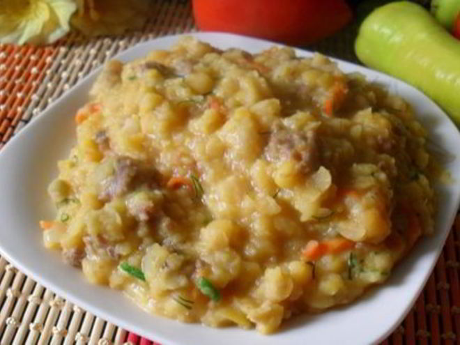 Рецепт гороховой каши с мясным фаршем в мультиварке