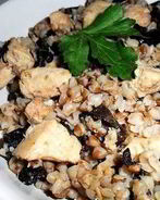 Гречка с курицей и грибами