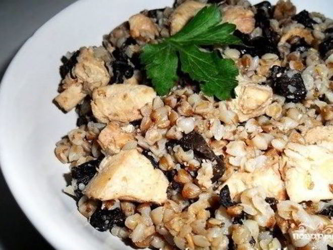 Рецепт гречки с курицей и грибами