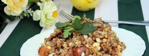 гречка с шампиньонами, сырокопченой грудинкой и яйцом. Шаг 5