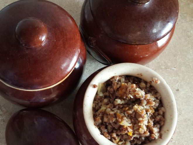 Рецепт гречки со свининой в горшочке по-купечески