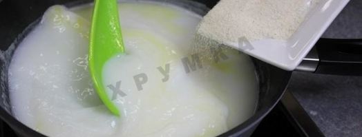 гурьевская каша с арахисом, бананами, киви и сухофруктами. Шаг 4