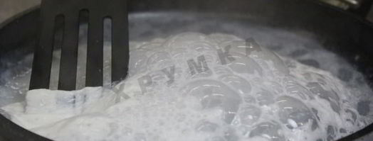 гурьевская каша с арахисом, бананами, киви и сухофруктами. Шаг 6