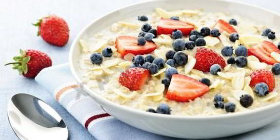 Пшеничная каша с фруктами