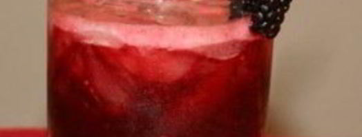 алкогольный напиток с ежевикой. Шаг 4