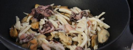 капеллини с морским коктейлем и шампиньонами. Шаг 4