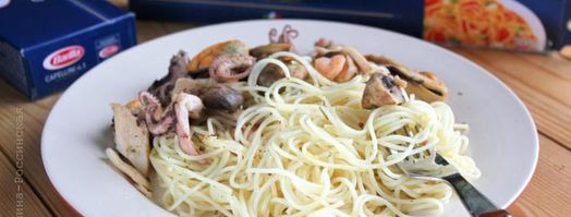 капеллини с морским коктейлем и шампиньонами. Шаг 6