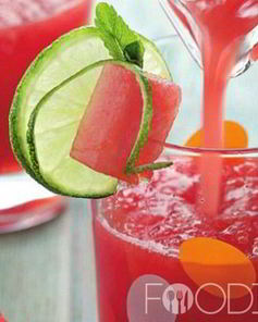 Коктейль из арбуза с лаймом