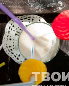 Коктейль с бананом