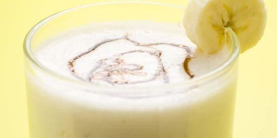 Легкий банановый коктейль