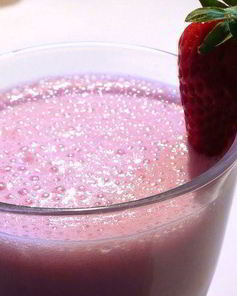 Самый быстрый клубничный коктейль