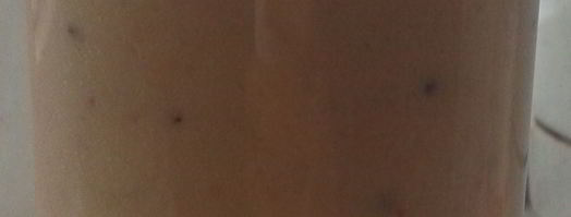 смузи из банана, киви, клубники и соевого молока. Шаг 3