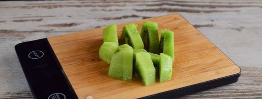 смузи из сельдерея, яблока и киви. Шаг 5