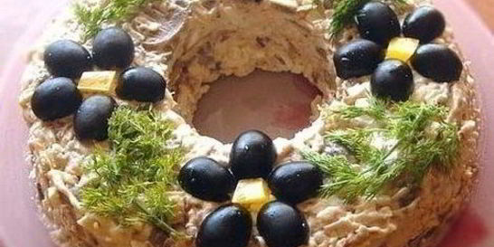 Куриный салат Леший с грибами и сыром